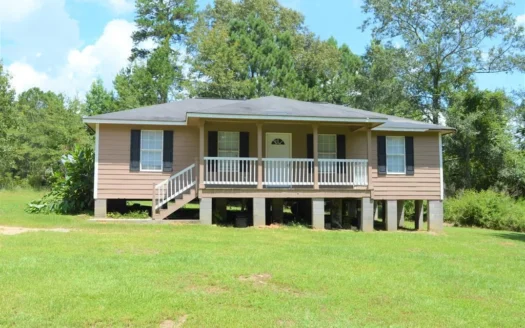 House for Sale on 1 Acre in North Pike, Summit, Ms