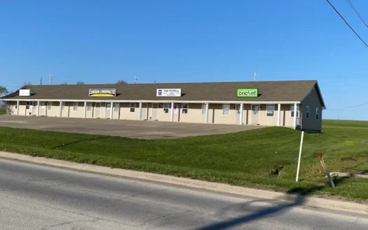 Well Located Commercial Building for Sale Cameron Mo
