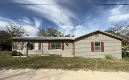 4br Lakehouse on Proctor Lake with Amazing Fishing