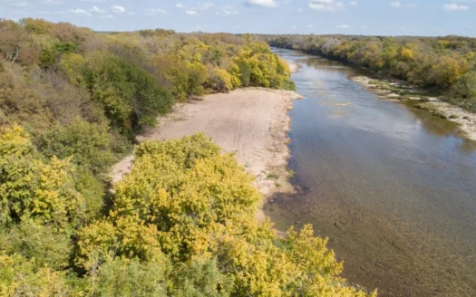 Waterfront Land & Home for Sale in Mclennan County, Tx