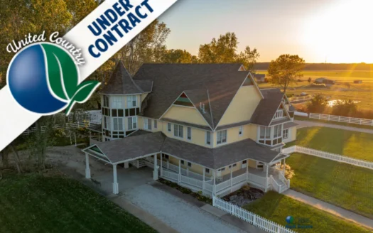 Bed & Breakfast Wedding Venue for Sale in Lawrence, Kansas