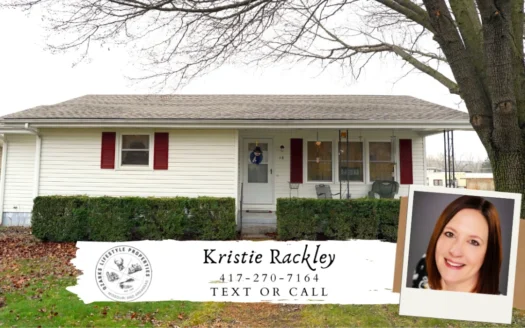 Home in Town for Sale in Alton, Mo