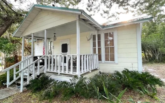 Charming Home in Cedar Key Florida!