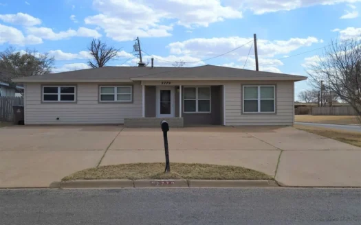 Home in San Angelo, Tx for Sale