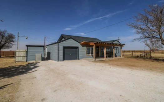 Great Country Home in Lubbock County, New Deal Isd