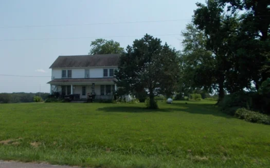 Farm / Home for Sale in Central Missouri