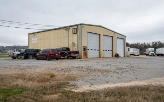 Commercial Building for Sale in Pulaski, Tennessee