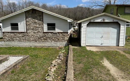 Lakefront Home, Lake Of the Ozarks
