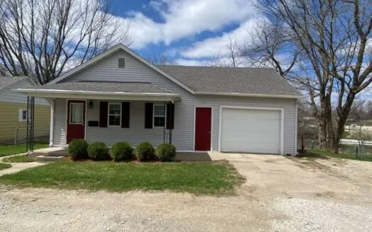 House for Sale in Mount Ayr Iowa Great Rental Property