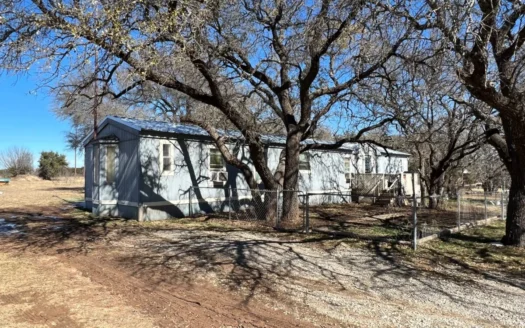 3 / 2 Home on 1.8 Acres in the Country