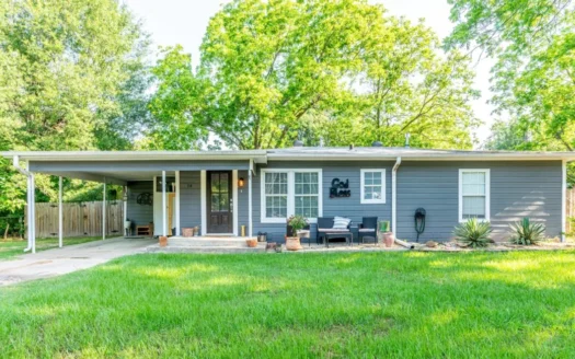 Home in Town for Sale Bogata Texas Red River County