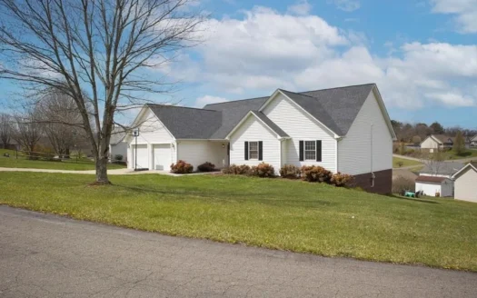 Gorgeous Country Home for Sale in Abingdon Va