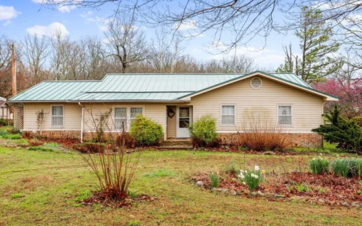 Beautiful Country Home with Shop