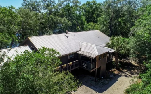 River Home in Hatchbend! Branford Florida!