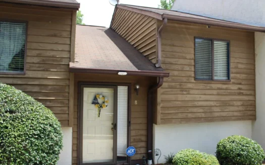 Charming Creekside Townhome for Sale in Hickory, Nc!