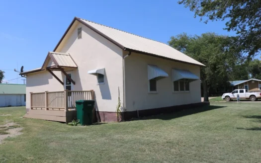 Historic Home for Sale in Ashland, Kansas – Red Hills Area