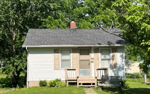 2 Bedroom Cottage Home in Salem. Make Your Own or Do Airbnb