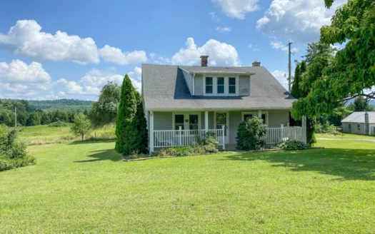 Sweet Country Home for Sale in Willis Va
