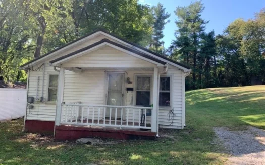 Home for Sale in Albany, Kentucky