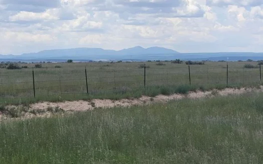 Sweetwater Hills Offers This Beautiful Lot/ Mountain Views