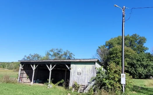 Small Acreage for Sale in St. Francisville, Mo