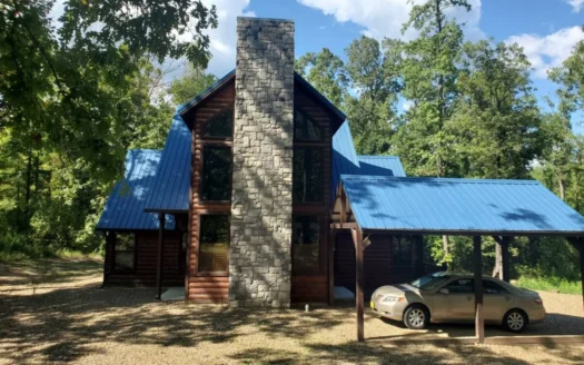 3 Bed 2 Bath Cabin in Hochatown for Sale