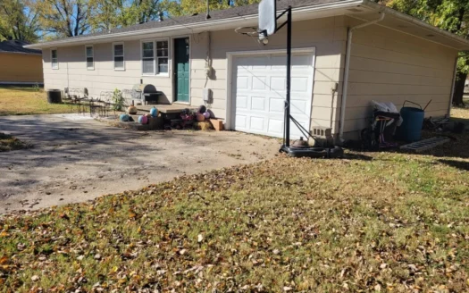 Home for Sale El Dorado Springs, Missouri