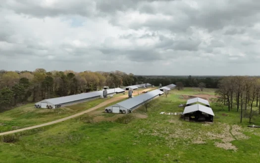 Louisiana 4 House Poultry Farm with 21 Acres and Residence