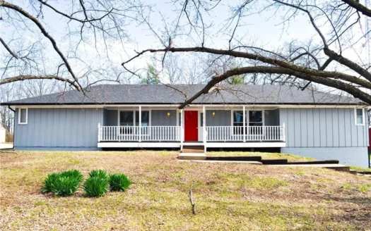 Well Maintained Duplex For Sale In Excellent Location