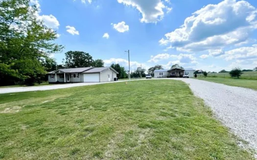 Two homes for sale Ash Flat, AR