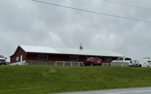 Turnkey Restaurant & Commercial Building For Sale – Decatur, Iowa