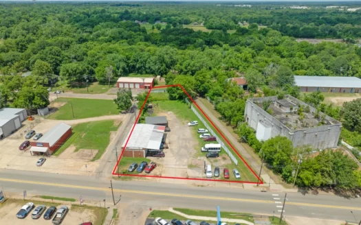 Commercial Lot on Main Street in Paris TX