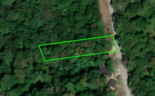 Prime 0.56-Acre Lot Near Lake & Golf – Invest or Build