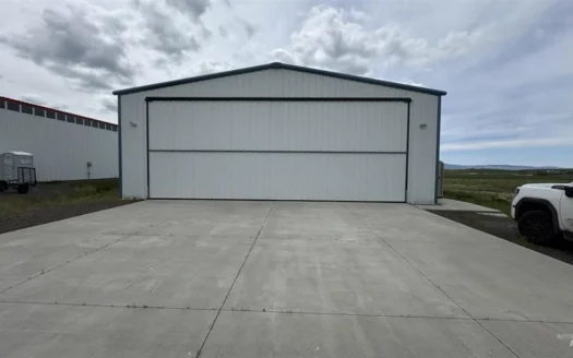 Private Airport Hangar for Sale in Grangeville, Idaho