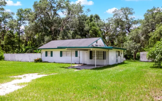 Spacious Country Home for Sale in Live Oak, Florida