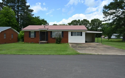 Charming Brick Home for Sale in Lobelville, Tennessee