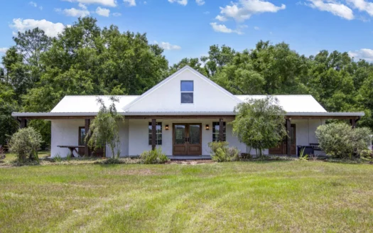 Country Home on 40 acres for Sale in Suwannee County, Florida