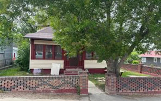 Charming home in Shelby Montana
