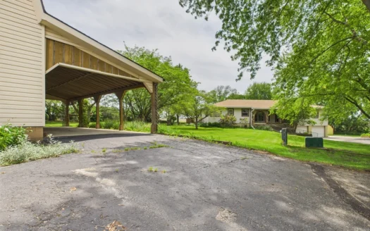 Acreage with a Story:Sunrise Views, Studio Space & Room to Thrive