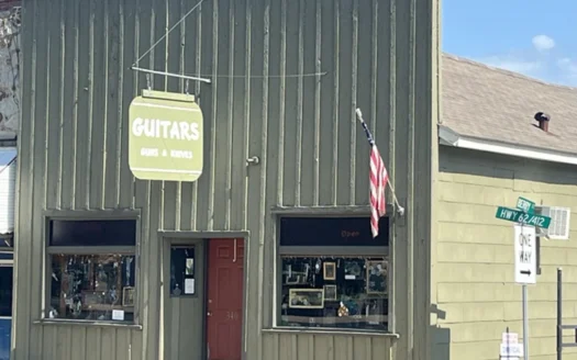 Turn-Key Retail Store in Prime Downtown Yellville Location