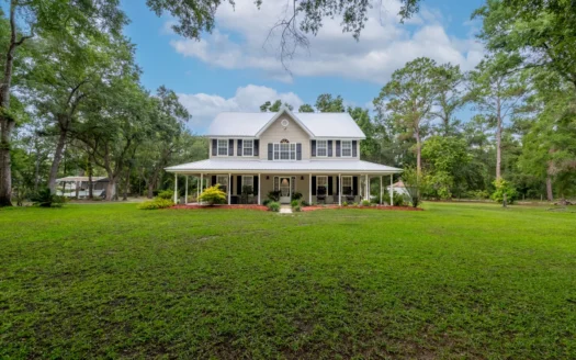 Custom Country Home for Sale in Beautiful Wellborn, Florida