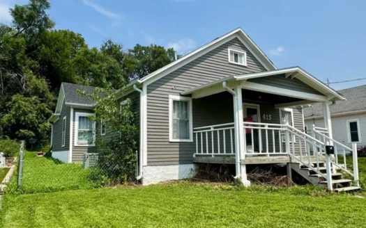 Country Home for Sale in Missouri Valley, Iowa