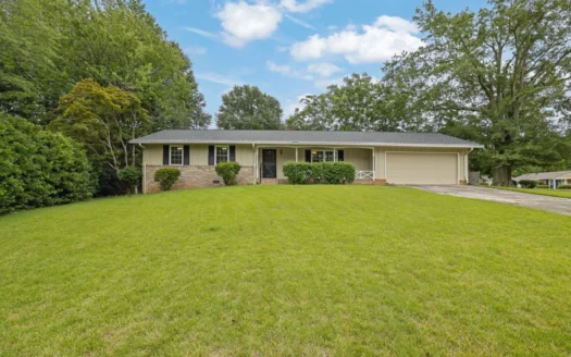 No HOA or rental restrictions near The Battery!