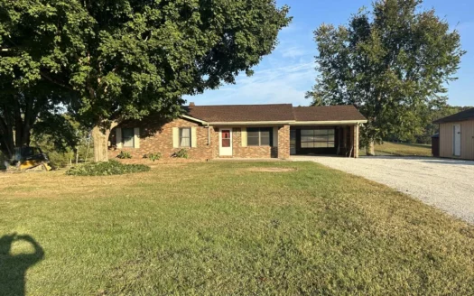 Charming Country Home in Tompkinsville, Ky