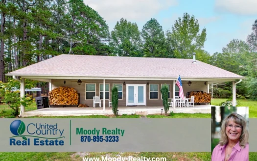 Country Style Home Near Greers Ferry Lake