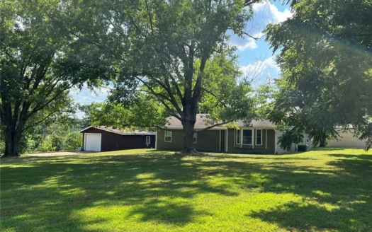 Home for Sale with Land in Dent County near Rolla, MO
