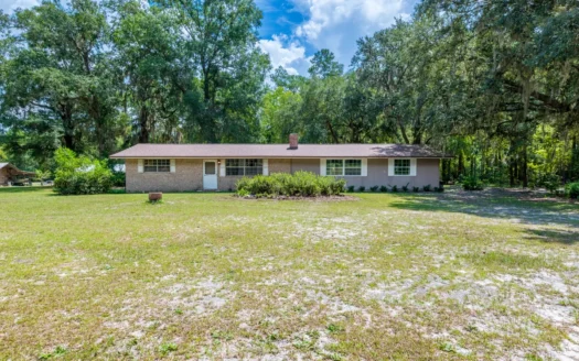 Family Style Home for Sale in Sanderson, Florida