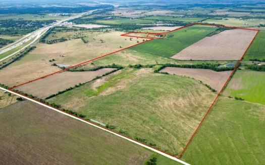 Land & Investment Opportunity for Sale in Central Texas