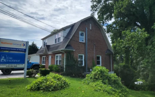 Commercial Building for Sale in the Town of Stuart