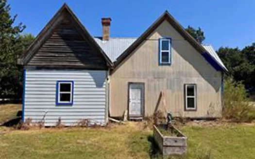 Investment Opportunity at 700 Avenue H, Blanket, TX